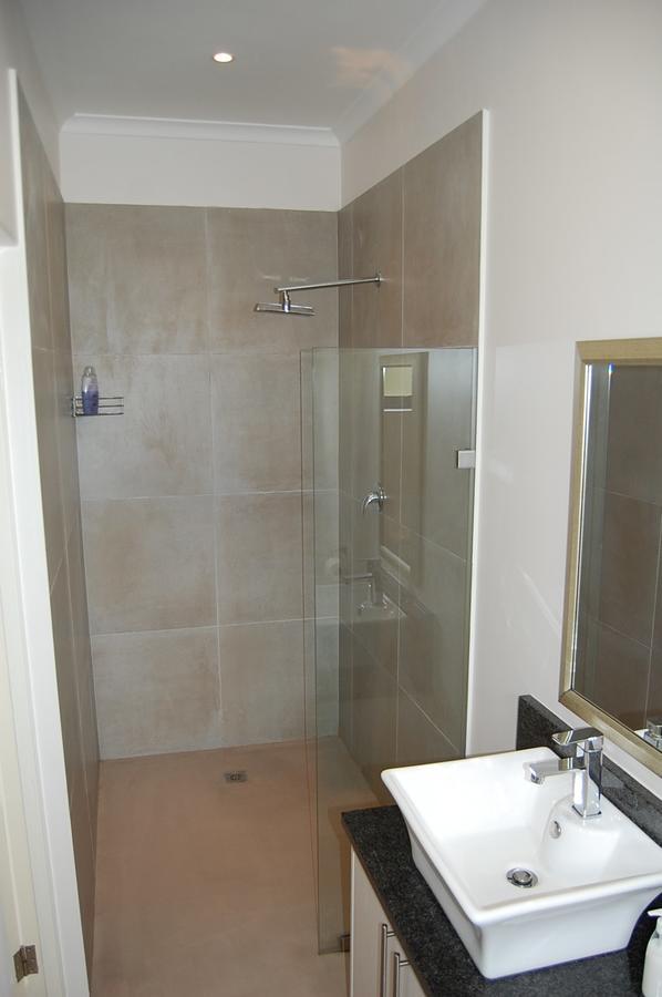 בית הארחה לאנגבאן 	Longacre Olive & Vineyard Estate מראה חיצוני תמונה